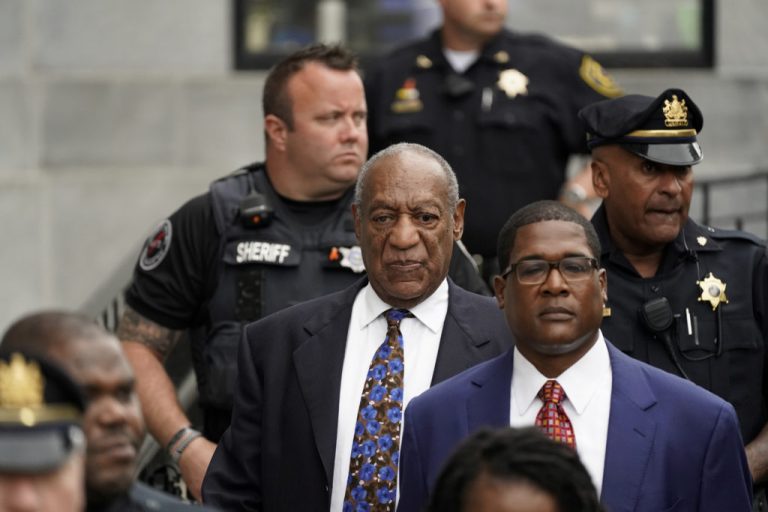 Actor and comedian Bill Cosby leaves the Montgomery County Courthouse in Norristown, Pennsylvania